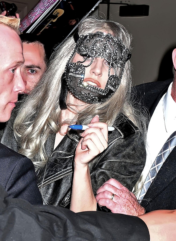 lady-gaga-picture-collection-best-shoot_412.jpg